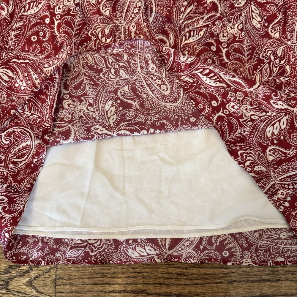 Banana Republic Paisley Print Silk Skirt Womens Size 6 Red Ivory Holiday Classy - Picture 5 of 7